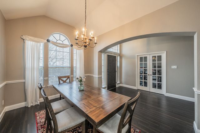 5021 Valleyside Drive, Fort Worth, TX 76123