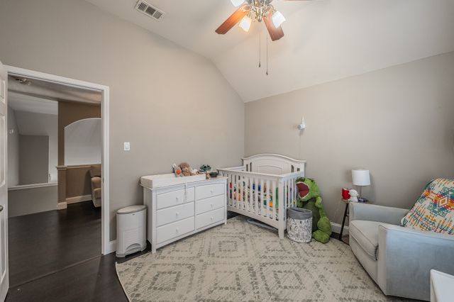 5021 Valleyside Drive, Fort Worth, TX 76123