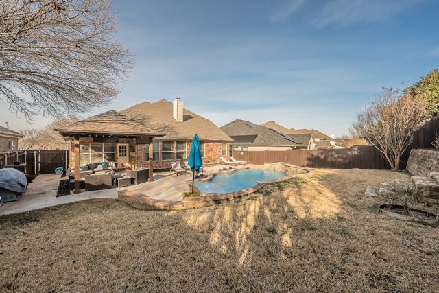5021 Valleyside Drive, Fort Worth, TX 76123