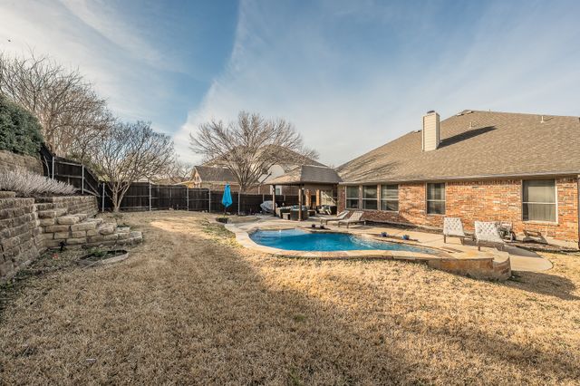 5021 Valleyside Drive, Fort Worth, TX 76123