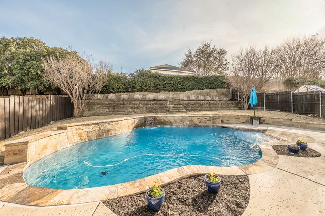 5021 Valleyside Drive, Fort Worth, TX 76123