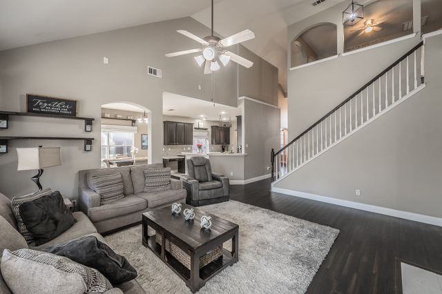 5021 Valleyside Drive, Fort Worth, TX 76123