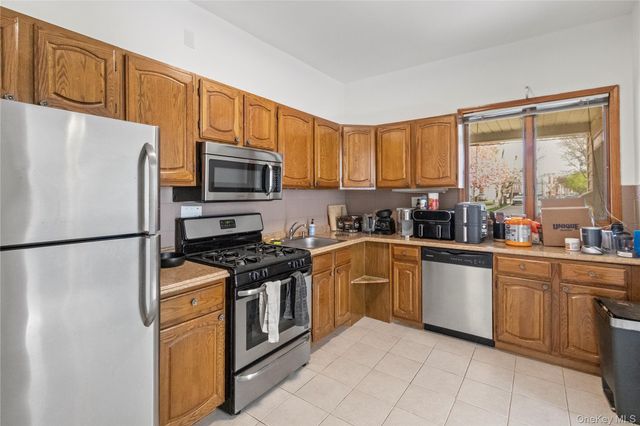 172 Harrison Avenue 1, Mineola, NY 11501