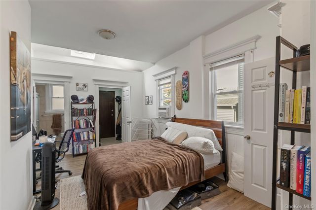 172 Harrison Avenue 1, Mineola, NY 11501