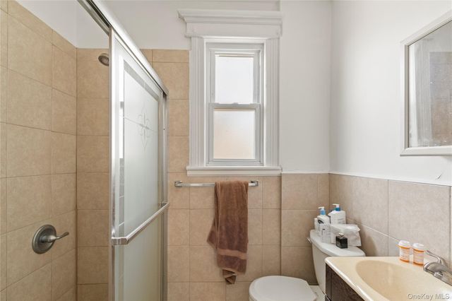 172 Harrison Avenue 1, Mineola, NY 11501