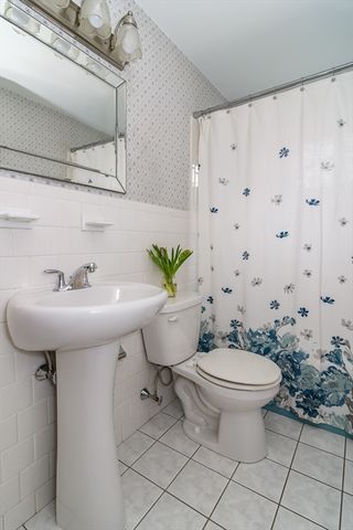 39 Old North Road, Hudson, MA 01749