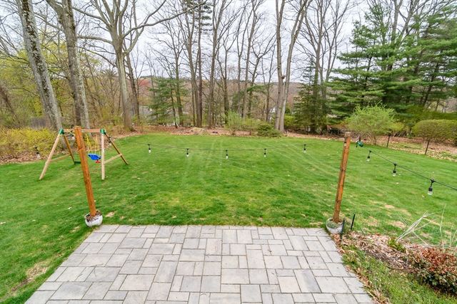 39 Old North Road, Hudson, MA 01749