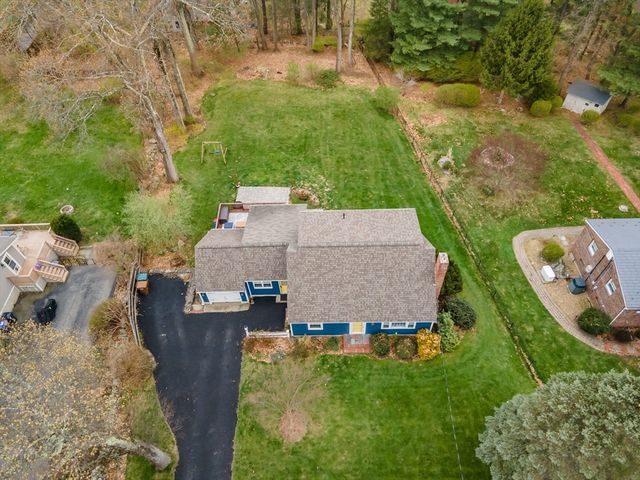 39 Old North Road, Hudson, MA 01749