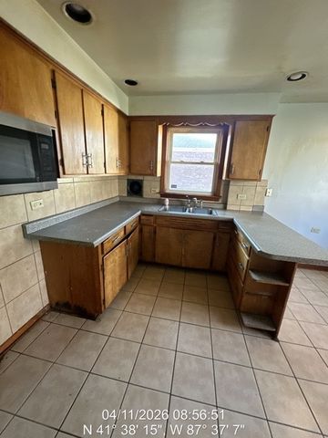 14122 S Edbrooke Avenue, Riverdale, IL 60827
