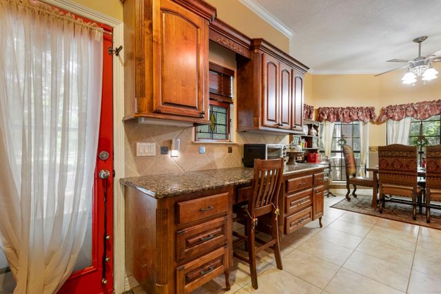 21015 Imperial Oak Drive, Magnolia, TX 77355