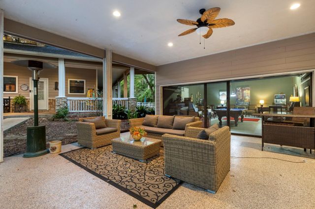 21015 Imperial Oak Drive, Magnolia, TX 77355