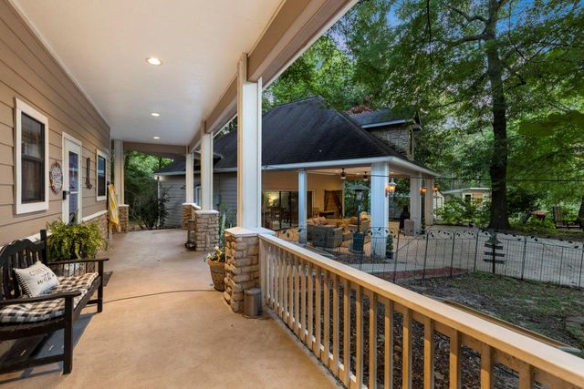 21015 Imperial Oak Drive, Magnolia, TX 77355