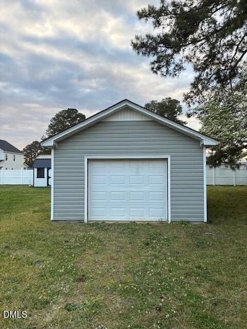 208 3rd Street, Erwin, NC 28339