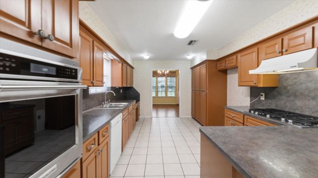 17623 Kings Court, Cypress, TX 77429