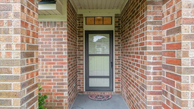 17623 Kings Court, Cypress, TX 77429