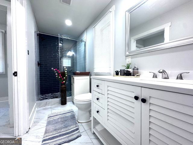 3280 Stonewall Tell Road, Atlanta, GA 30349