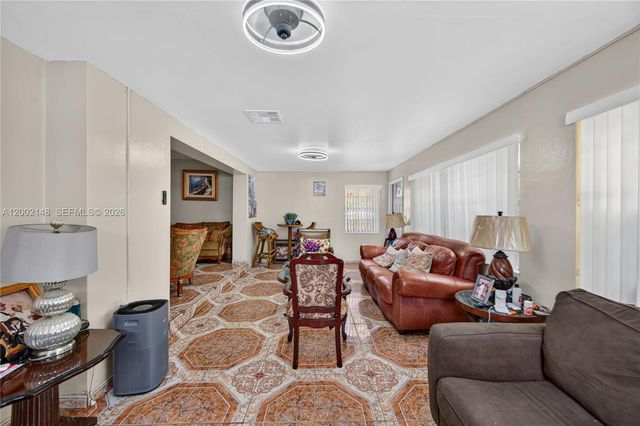 1936 Washington St, Hollywood, FL 33020