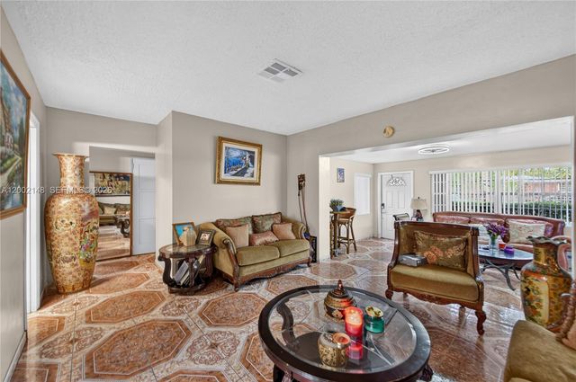 1936 Washington St, Hollywood, FL 33020
