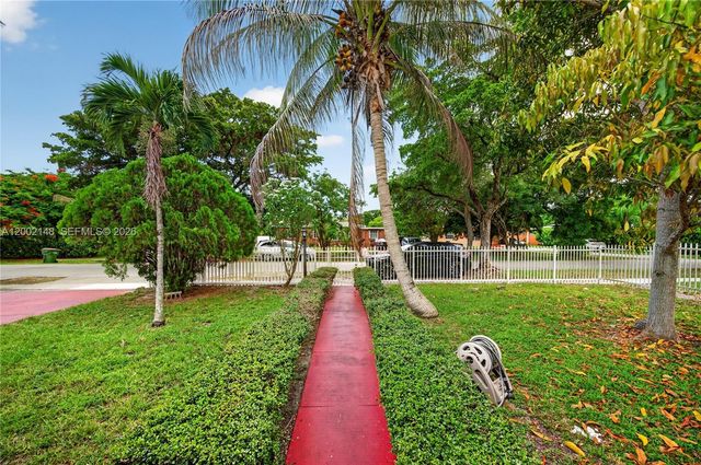 1936 Washington St, Hollywood, FL 33020