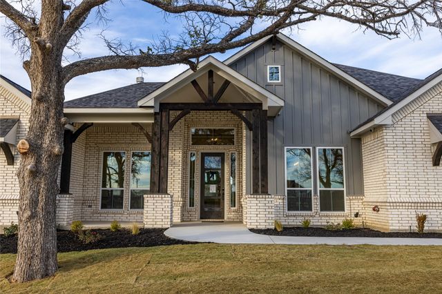 252 Oak Meadow Lane, Weatherford, TX 76085