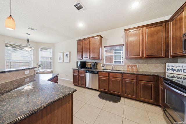 314 LOCH LOMOND DR, Cibolo, TX 78108