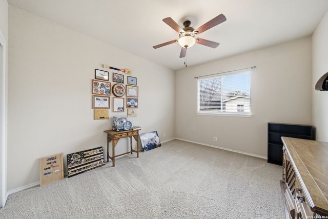 314 LOCH LOMOND DR, Cibolo, TX 78108