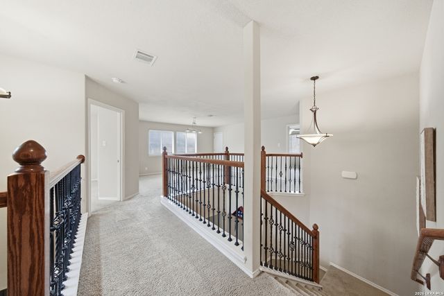 314 LOCH LOMOND DR, Cibolo, TX 78108