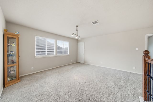 314 LOCH LOMOND DR, Cibolo, TX 78108