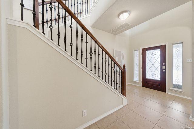 314 LOCH LOMOND DR, Cibolo, TX 78108