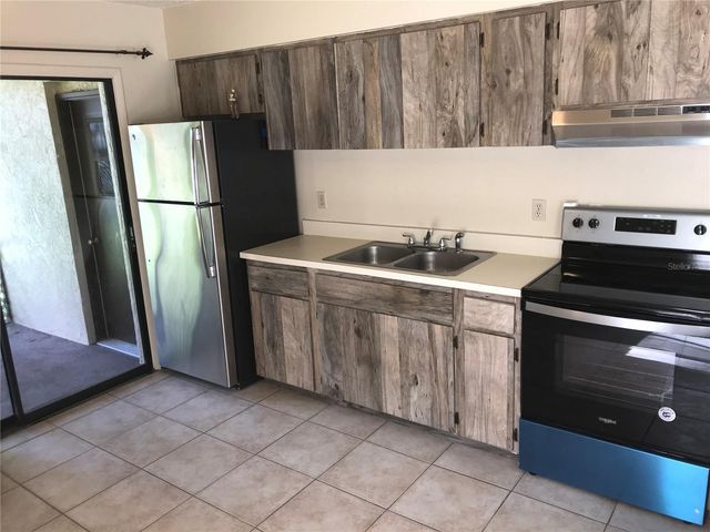 2806 46TH AVENUE DRIVE W, Bradenton, FL 34207