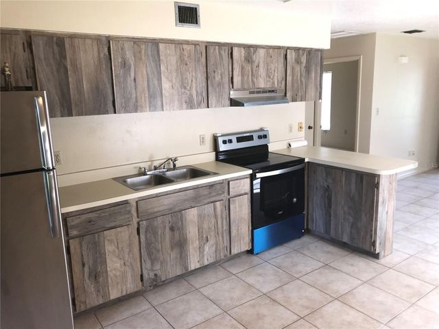 2806 46TH AVENUE DRIVE W, Bradenton, FL 34207