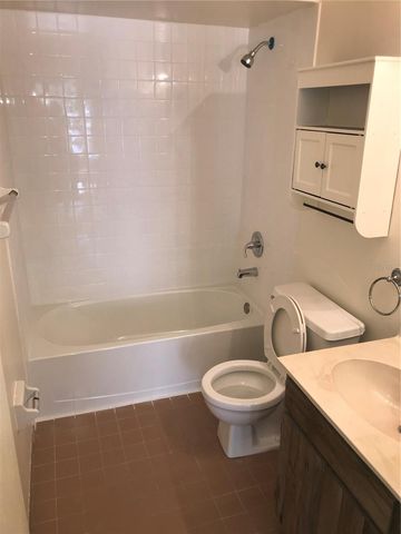 2806 46TH AVENUE DRIVE W, Bradenton, FL 34207
