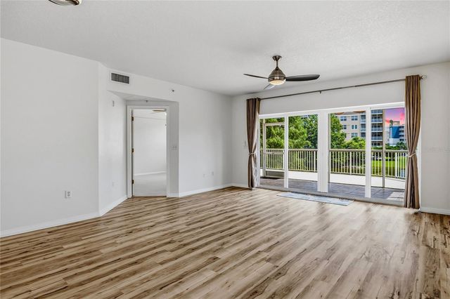 960 STARKEY ROAD 3106, Largo, FL 33771