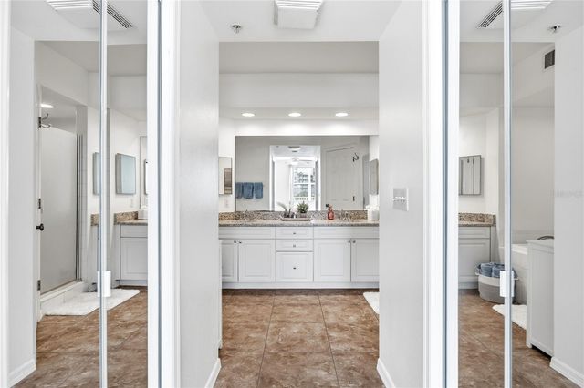 960 STARKEY ROAD 3106, Largo, FL 33771