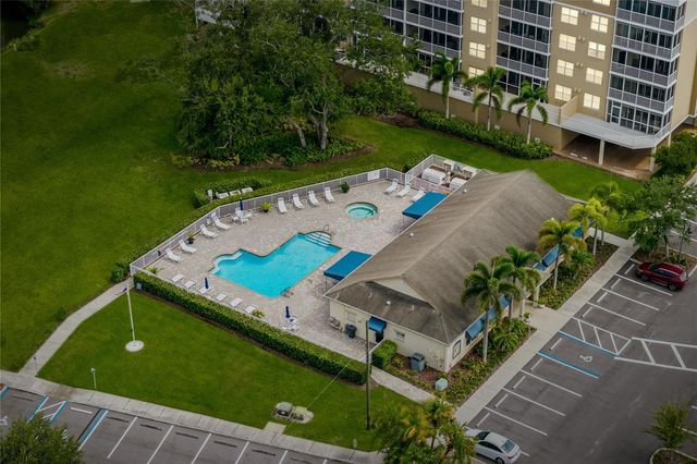 960 STARKEY ROAD 3106, Largo, FL 33771