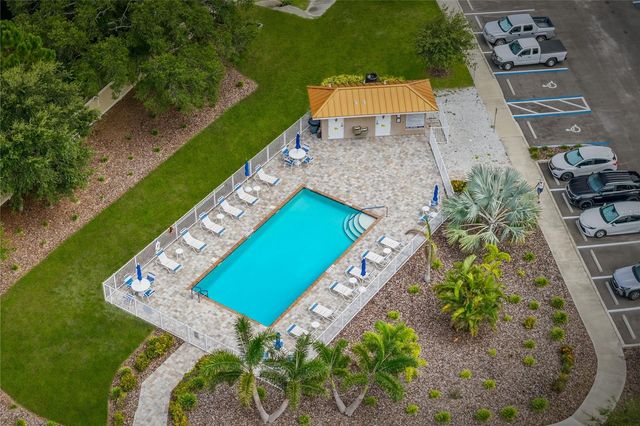 960 STARKEY ROAD 3106, Largo, FL 33771