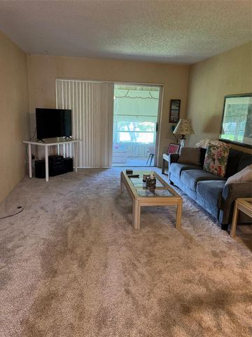 1801 NW 75th Avenue 306, Plantation, FL 33313
