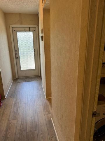 1801 NW 75th Avenue 306, Plantation, FL 33313