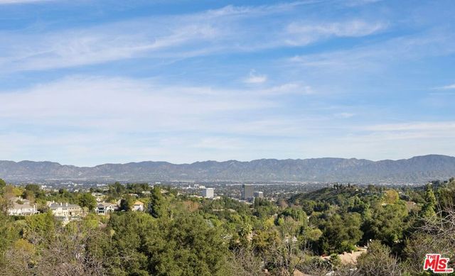 3300 Red Rose Drive, Encino, CA 91436