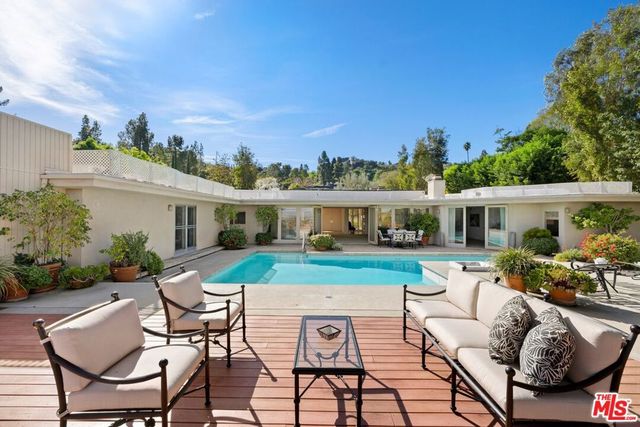 3300 Red Rose Drive, Encino, CA 91436