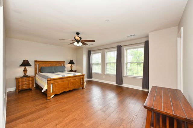 9541 Dresden Sq, Brentwood, TN 37027