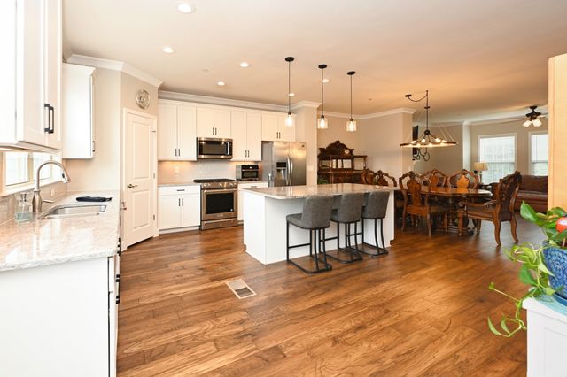 9541 Dresden Sq, Brentwood, TN 37027