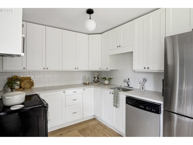 4707 Ne 75TH Ave, Portland, OR 97218