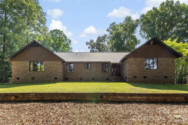 114 Old Mine Road, Mount Holly, NC 28120
