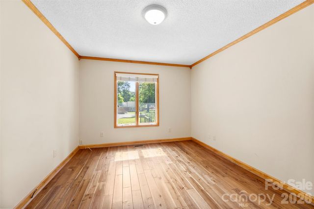 114 Old Mine Road, Mount Holly, NC 28120