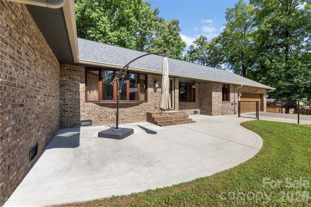 114 Old Mine Road, Mount Holly, NC 28120