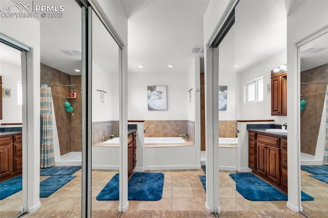 75 Wheatridge Drive, Pueblo, CO 81005