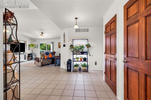 75 Wheatridge Drive, Pueblo, CO 81005