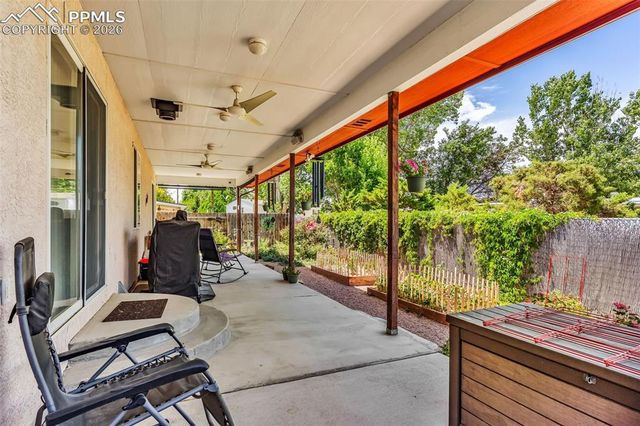 75 Wheatridge Drive, Pueblo, CO 81005