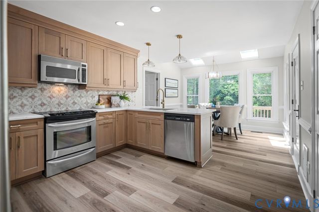 3220 Winterfield Rd, Midlothian, VA 23113